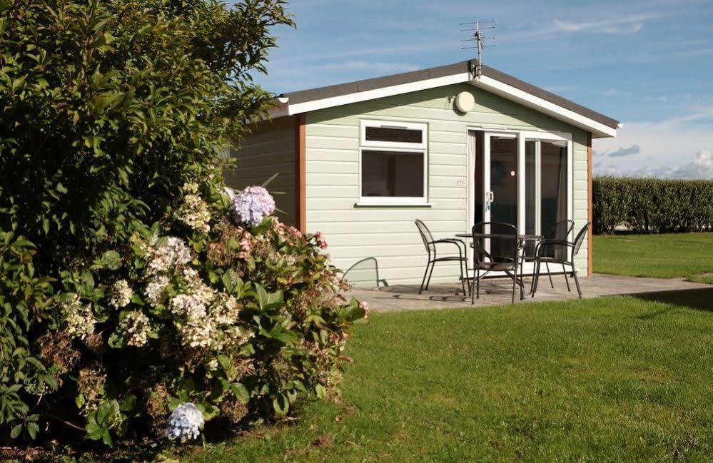 Atlantic Bays Holiday Park Padstow Exteriör bild