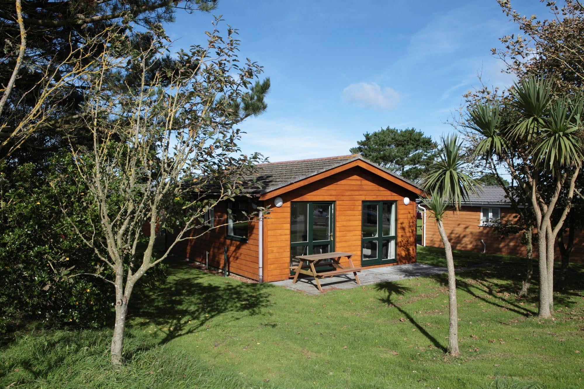 Atlantic Bays Holiday Park Padstow Exteriör bild